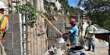 Uno de los proyectos que ejecuta la Udevipo en un asentamiento vulnerable.