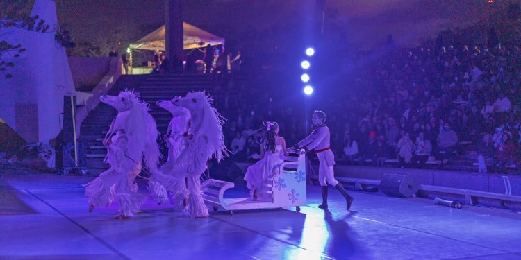 El Ballet Nacional Christa Mertins celebra 30 años de poner en escena "El Cascanueces". / Foto: MCD.