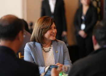 Vicepresidenta Karin Herrera. / Foto: Vicepresidencia de la República.