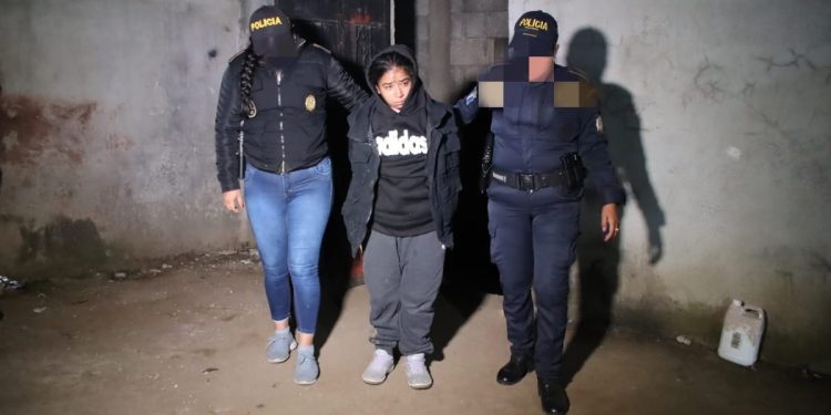 Estefany Paola Araujo Juárez, de 25 años, conocida como La Chaparra. / Foto: PNC
