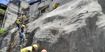 Obras de protección buscan asegurar mejores condiciones en los terrenos de los asentamientos, generalmente inestables. / Foto: CIV.
