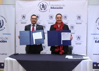 SAT y Mineduc impulsan la cultura tributaria desde las aulas