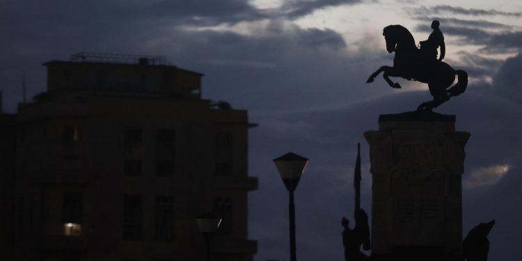 Más de la mitad de Cuba sufrirá apagones simultáneos este sábado. Foto: EFE