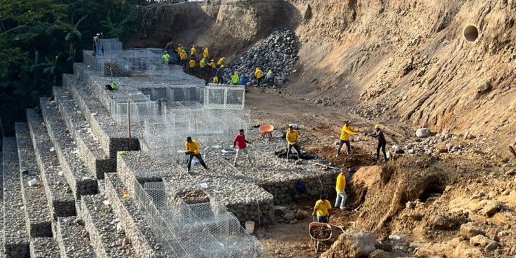 Covial avanza con la rehabilitación de la ruta Cito-Zarco./Foto: CIV.