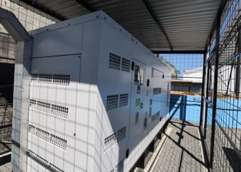 Nueva planta eléctrica de respaldo en el aeropuerto La Aurora. / Foto: DGAC.