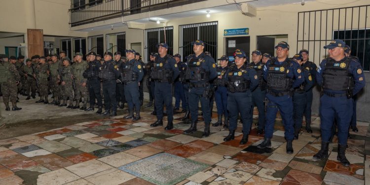 Comisaría 62 de Petén fortalece planes estratégicos para garantizar la seguridad