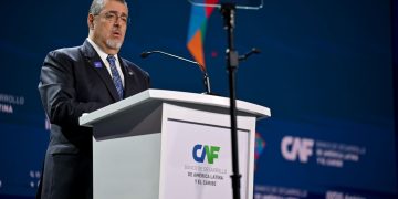 El presidente Bernardo Arévalo plantea el diálogo como el camino para posicionar a la región en el escenario global.