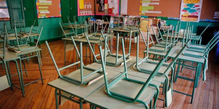 Millones de niños y adolescentes no acuden a las escuelas en América Latina.