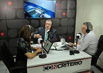 Presiente Bernardo Arévalo en entrevista Con Criterio.