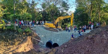 Luego de la colocación de tubería transversal, Covial habilitó el paso por el km 281.3 de la ruta a Petén.