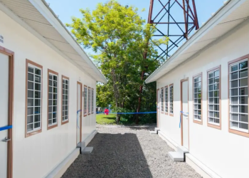 Módulos prefabricados son una solución rápida a la falta de infraestructura./Foto: UCEE.