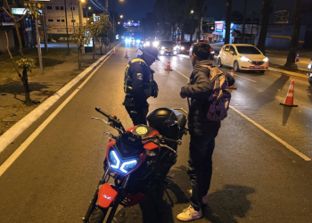 El Departamento de Tránsito señaló que este tipo de operativos no tienen únicamente un carácter sancionatorio, sino también preventivo y educativo. / Foto: DT-PNC.