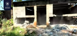 Ocupantes fueron notificados por el juzgado municipal, otorgándoles un plazo de 24 horas para desalojar y retirar las construcciones. / Foto: Mngob