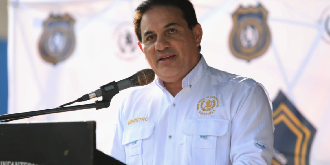 Ministro de Gobernación en lanzamiento del operativo Centinela en Escuintla. / Foto: Mingob.