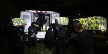 La incautación de droga es una de las principales herramientas para debilitar a las organizaciones criminales. / Foto: Mingob