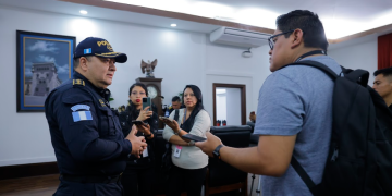 El director de la Policía Nacional Civil (PNC), comisario general David Estuardo Custodio Boteo. / Foto: Gilber García.