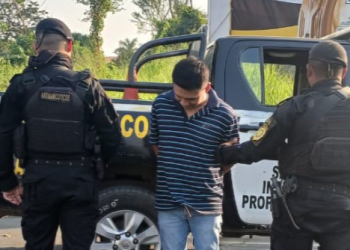 Capturan a presunto distribuidor de drogas bajo el Plan Centinela./Foto: PNC.