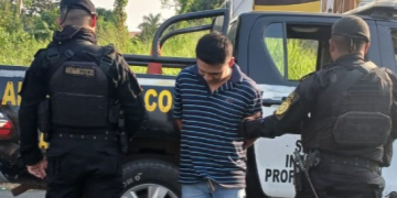 Capturan a presunto distribuidor de drogas bajo el Plan Centinela./Foto: PNC.