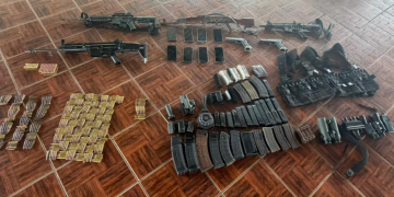 as autoridades localizaron al individuo en posesión de armas de carácter militar, / Foto: Ejército