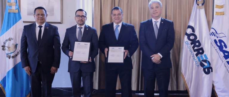 SAT y Correos de Guatemala firman convenio para facilitar el comercio