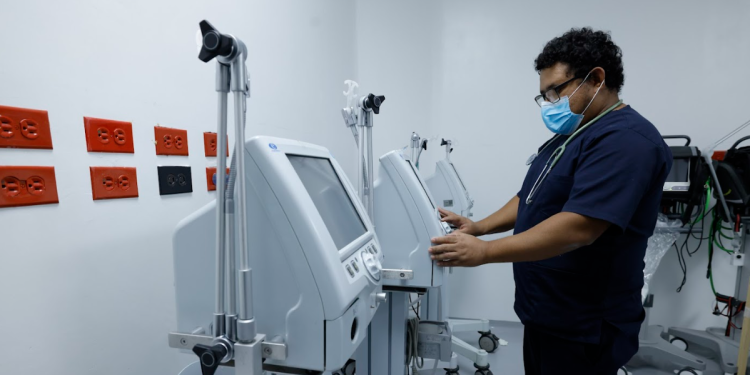 Hospital General San Juan de Dios ha fortalecido su atención con innovaciones en equipo médico. (Foto: Alex Jacinto)