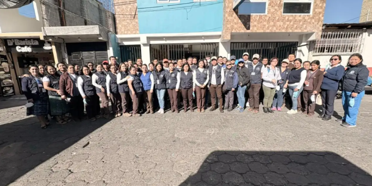 Ministerio de Salud consolida acciones de respuesta ante el sarampión en Santiago Atitlán. (Foto: MSPAS)