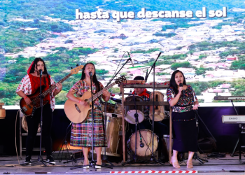 Espectáculo Puentes de Música, creado por el maestro Fernando Scheel. / Foto: SCSP