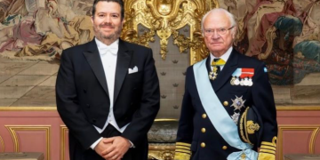 Embajador de Guatemala en Suecia presenta cartas credenciales al Rey Carlos XVI Gustavo
