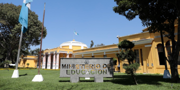 Mineduc reanuda clases presenciales en todo el país. (Foto: archivo SCSP)