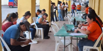 Mintrab desarrolla Quioscos de Empleo en varios departamentos del país./Foto: Mintrab.