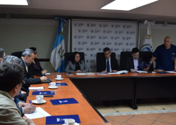 El proyecto a implementarse en Guatemala busca mejorar servicios para la detección de cáncer, la radioterapia y otras acciones relacionadas con la atención oncológica. (Foto: MSPAS)