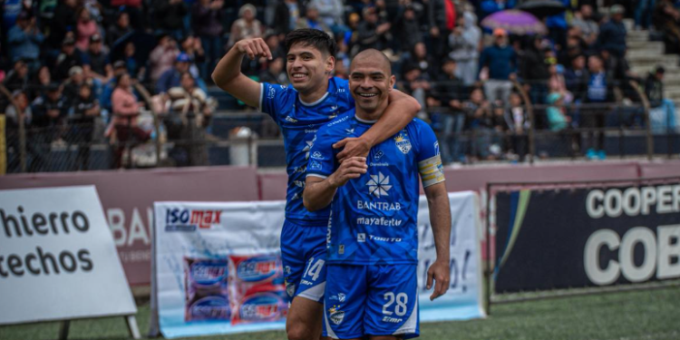 Cobán Imperial humilla a Antigua con una manita