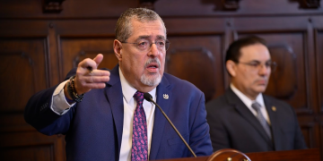 Presidente Bernardo Arévalo en conferencia de prensa Palacio Nacional de la Cultura.