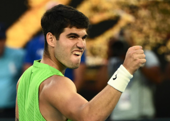 Carlos Alcaraz se convierte en el más joven en alcanzar la final de los cuatro Grand Slam