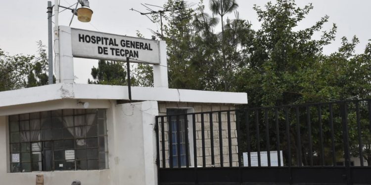 Hospital General Tipo 1 de Tecpán atiende a personas heridas en el accidente del km 104.5 en la ruta interamericana./Foto: MSPAS.