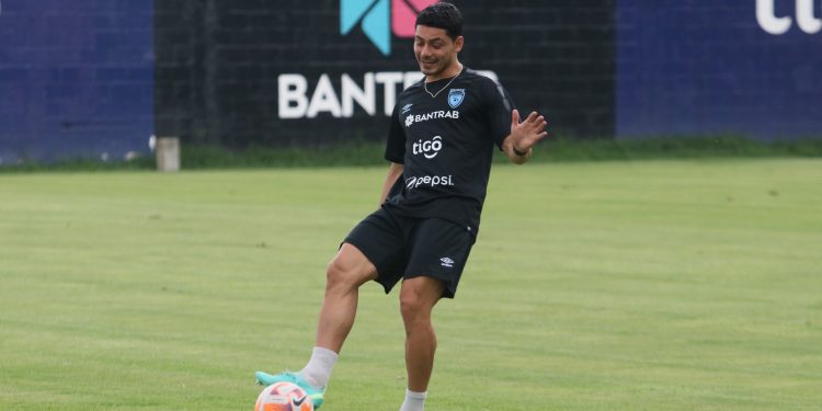 Darwin Lom se une al The Strongest de Bolivia y jugará la Copa Libertadores