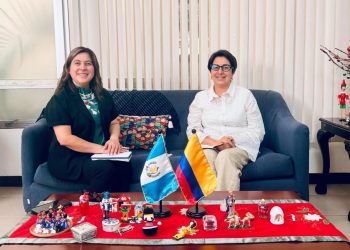 Guatemala y Colombia abordan temas de agenda común