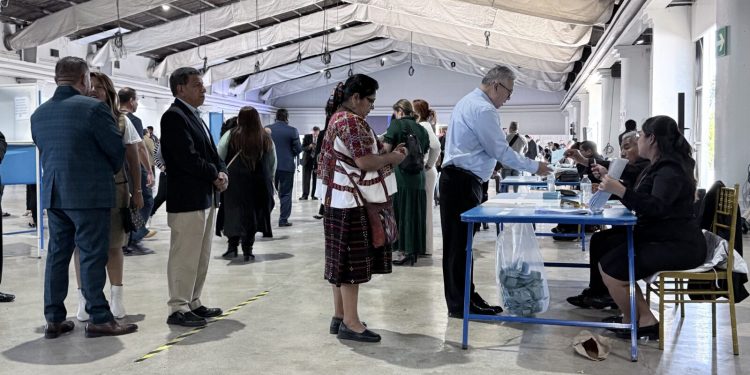 Elección del CANG: Planillas 4 y 5 van a segunda vuelta
