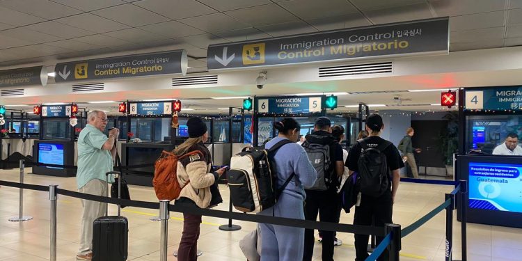 Flujo migratorio durante el 2025 incrementó un 5% en comparación con el 2024. (Foto: IGM)