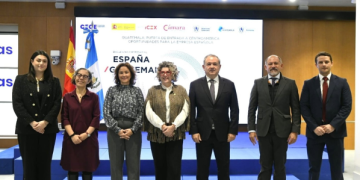 Mineco fortalece los alzos económicos y comerciales con España. / Foto: Mineco.