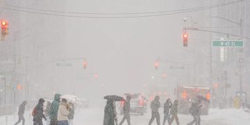 La tormenta invernal que azota a EE. UU. afecta a dos tercios de su territorio.
