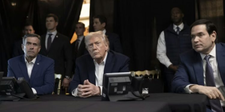 El presidente de EE. UU., Donald Trump, dijo que las autoridades interinas no están respondiendo como se espera.