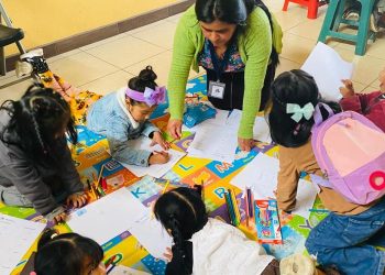 Niños de Nahualá reavivan el uso del idioma "k'iche'". / Foto: MCD.