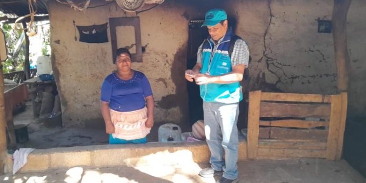 Udevipo y Fopavi desarrollan evaluaciones técnicas en viviendas de Jutiapa./Foto: CIV.
