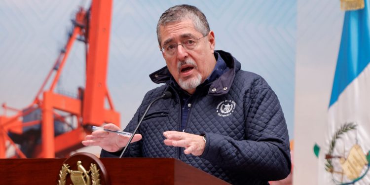 El presidente Bernardo Arévalo señala que se debe estar preparado para evitar una tragedia como la del terremoto de 1976.