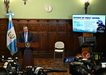 El presidente Berdnardo Arévalo habla en La Ronda sobre diferentes temas de interés nacional.