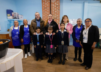 La vicepresidenta Herrera participó junto al presidente Arévalo y la ministra de Educación en la inauguración del ciclo escolar 2026. / Foto: Dickéns Zamora.