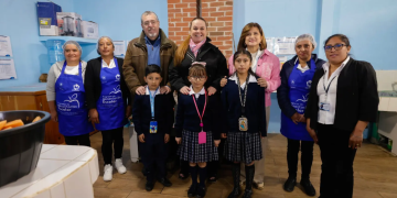 La vicepresidenta Herrera participó junto al presidente Arévalo y la ministra de Educación en la inauguración del ciclo escolar 2026. / Foto: Dickéns Zamora.