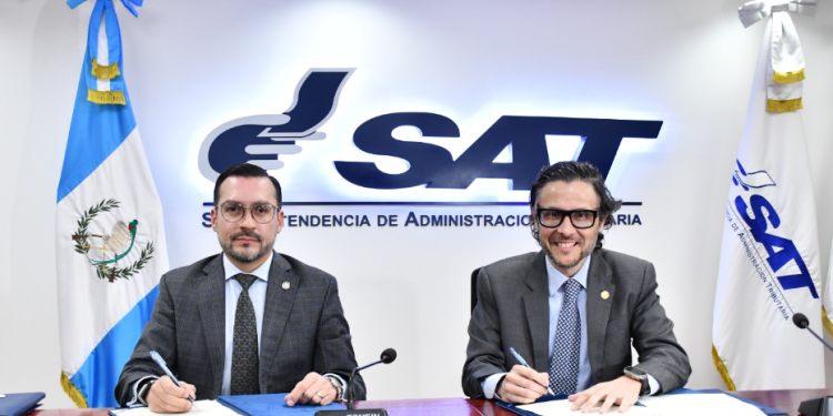 SAT y PGN firman alianzas estratégicas para proteger y salvar vidas