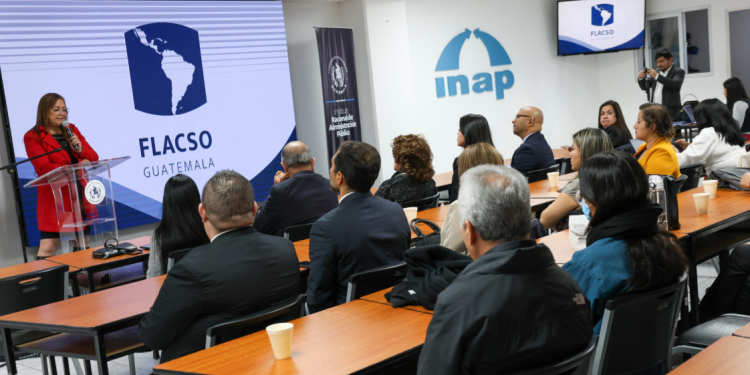 IGM y FLACSO gradúan a la segunda cohorte del diplomado de investigación migratoria. (Foto: IGM)